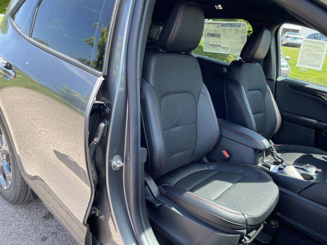 new 2025 Ford Escape car, priced at $32,518