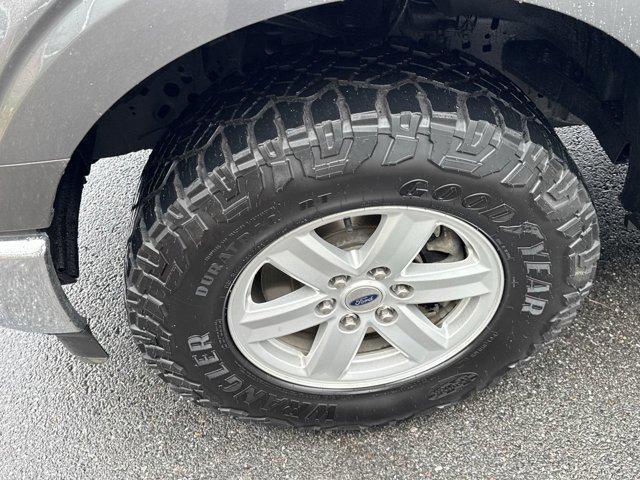 used 2022 Ford F-150 car, priced at $33,000