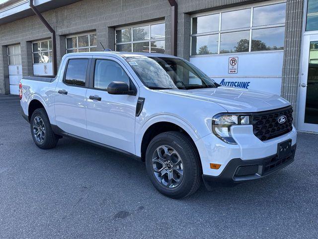 new 2025 Ford Maverick car, priced at $33,269