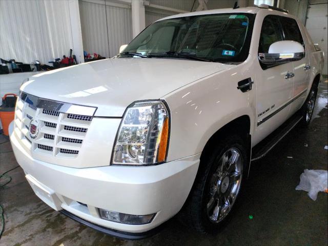 used 2012 Cadillac Escalade EXT car, priced at $29,990