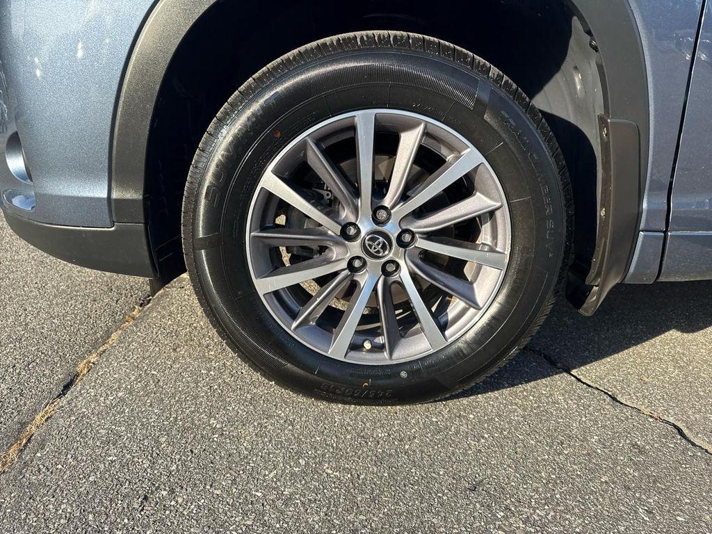 used 2017 Toyota Highlander car, priced at $22,990
