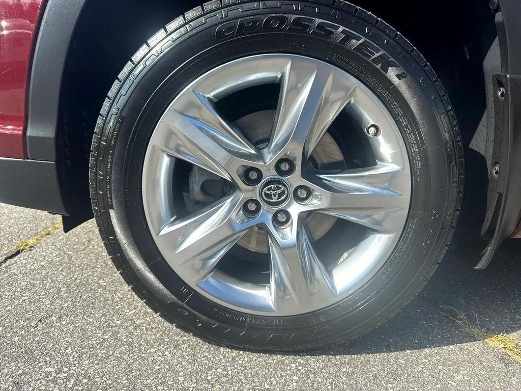 used 2016 Toyota Highlander car, priced at $23,990