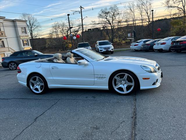 used 2009 Mercedes-Benz SL-Class car, priced at $18,990