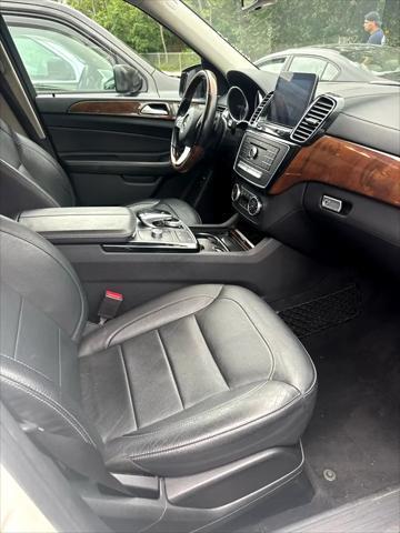 used 2017 Mercedes-Benz GLE 400 car, priced at $25,990