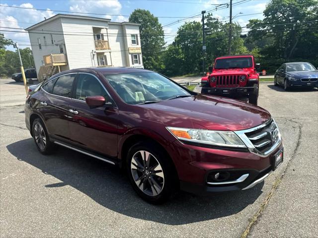 used 2014 Honda Crosstour car, priced at $15,990