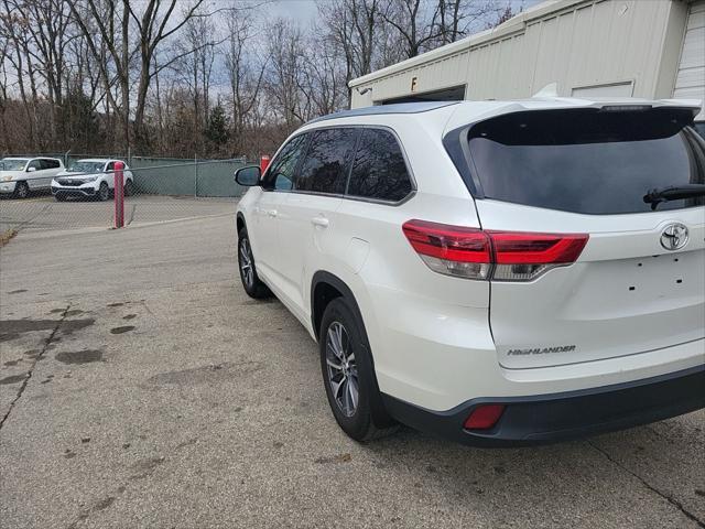 used 2018 Toyota Highlander car, priced at $25,990