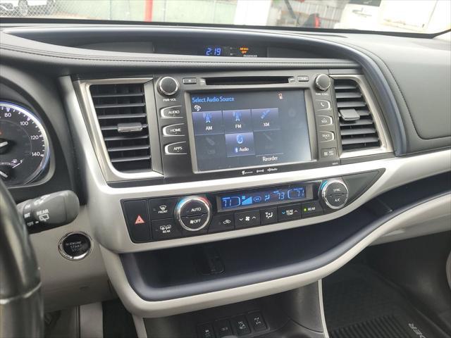 used 2018 Toyota Highlander car, priced at $25,990