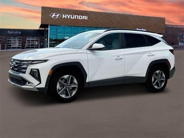 new 2025 Hyundai Tucson car, priced at $33,398