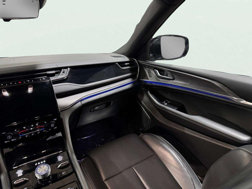 used 2023 Jeep Grand Cherokee car, priced at $31,479