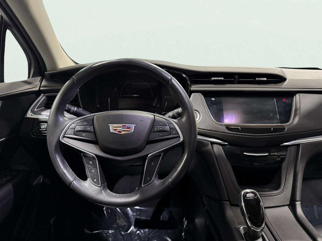 used 2017 Cadillac XT5 car, priced at $22,999