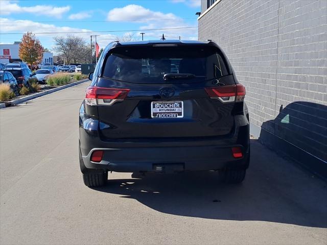 used 2019 Toyota Highlander car, priced at $24,939