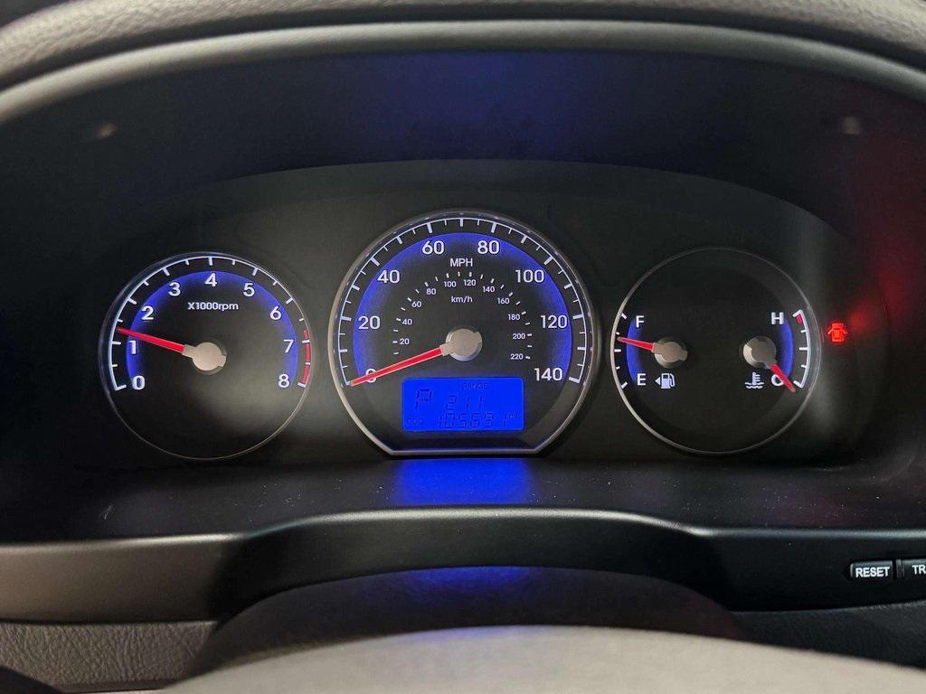 used 2012 Hyundai Santa Fe car, priced at $7,995