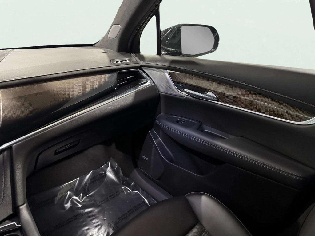 used 2021 Cadillac XT6 car, priced at $29,549