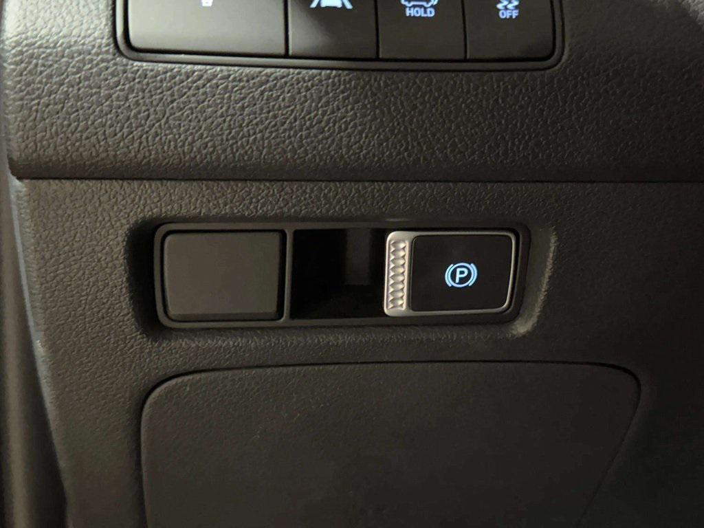used 2022 Hyundai Santa Fe car, priced at $25,479