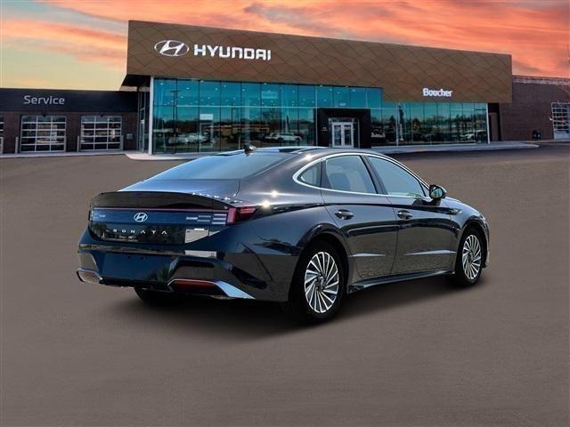 new 2025 Hyundai Sonata Hybrid car, priced at $39,155