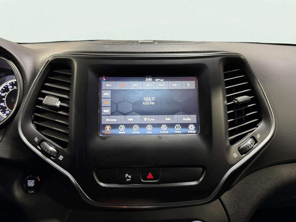 used 2019 Jeep Cherokee car, priced at $15,979