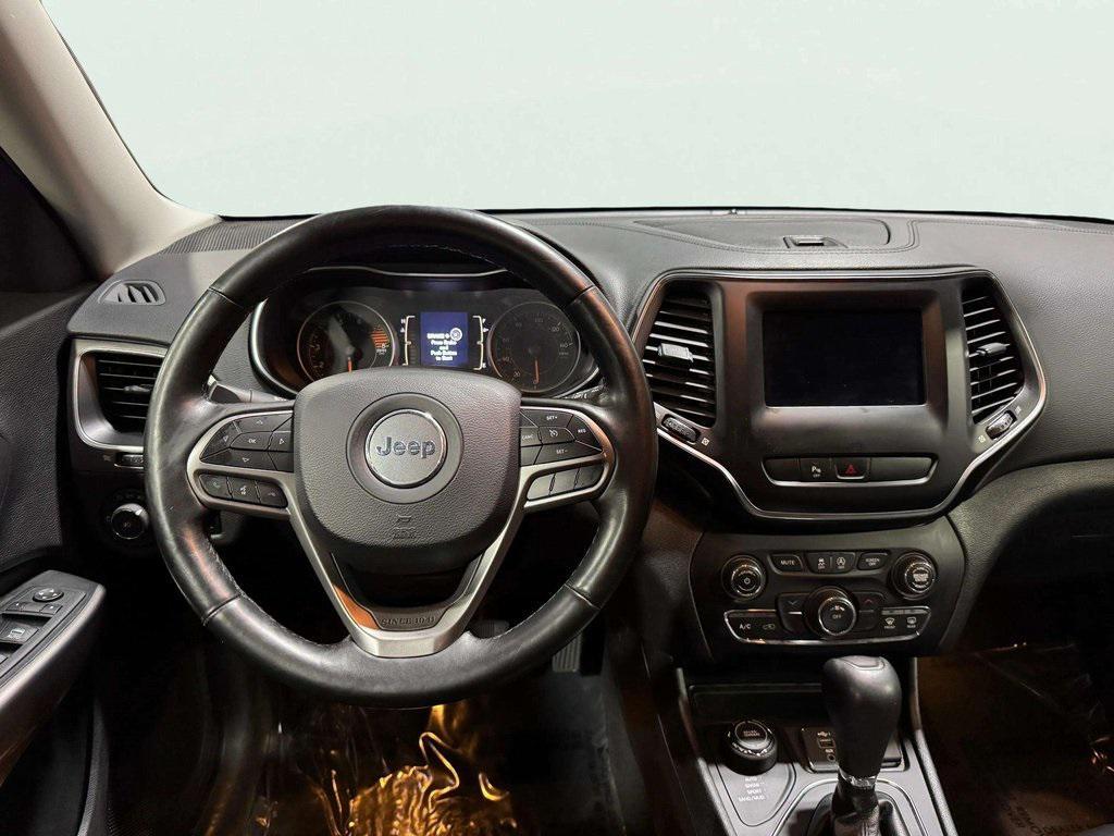 used 2019 Jeep Cherokee car, priced at $15,979