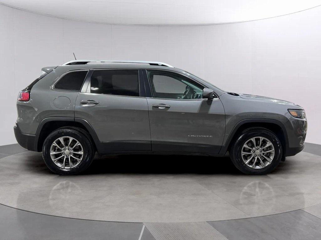 used 2019 Jeep Cherokee car, priced at $15,979