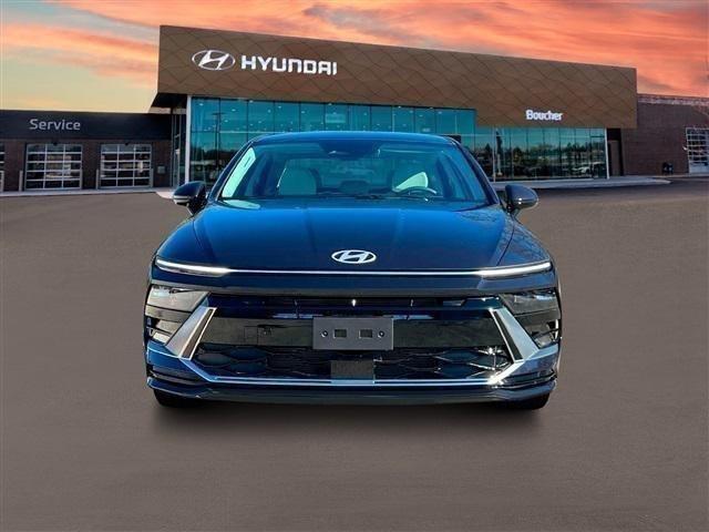 new 2024 Hyundai Sonata car, priced at $27,679