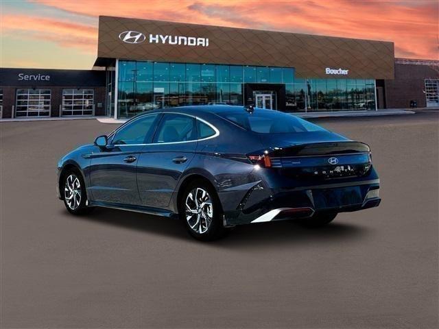 new 2024 Hyundai Sonata car, priced at $27,679