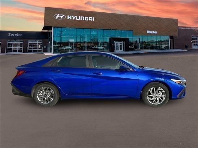 new 2024 Hyundai Elantra car, priced at $23,676