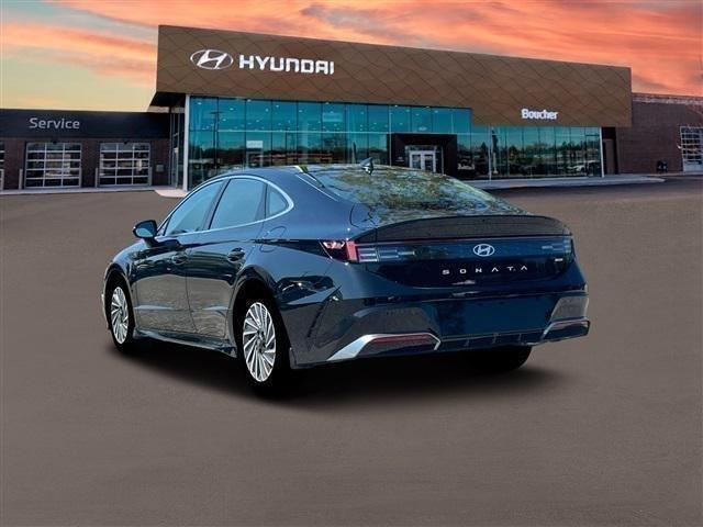 new 2025 Hyundai Sonata Hybrid car, priced at $32,214