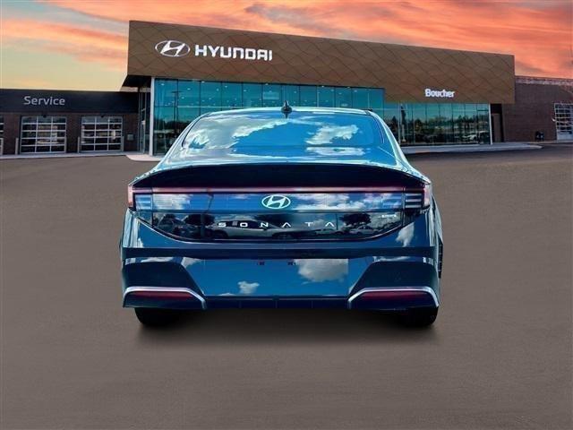 new 2025 Hyundai Sonata Hybrid car, priced at $32,214