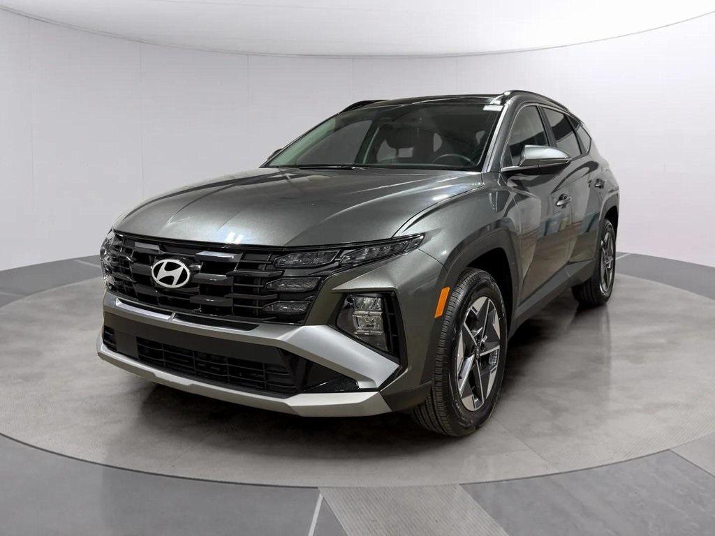 used 2025 Hyundai TUCSON Hybrid car, priced at $35,999