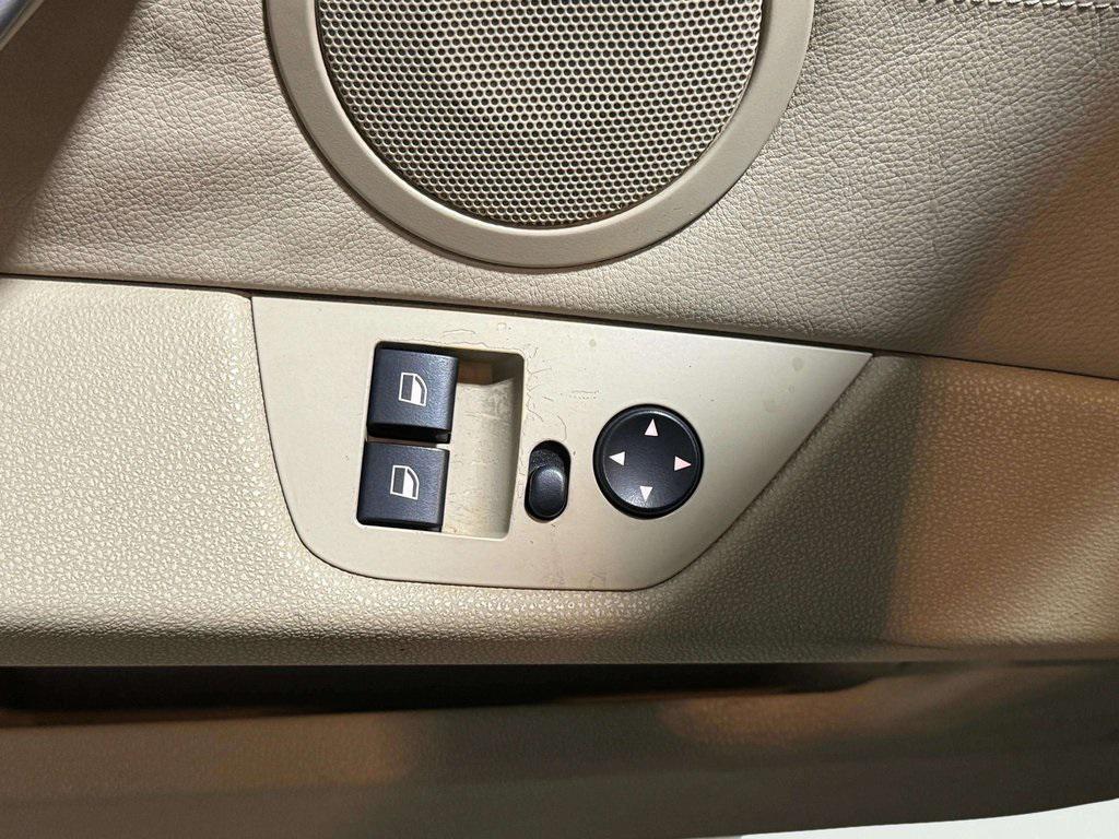 used 2005 BMW Z4 car, priced at $12,889