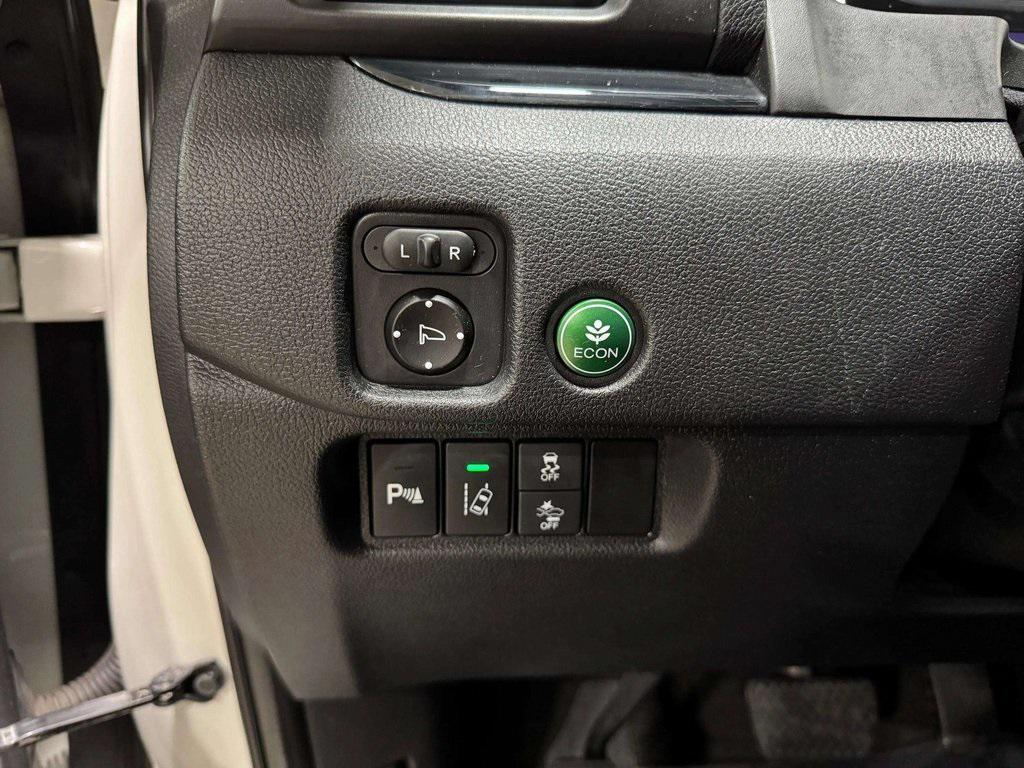 used 2018 Honda Pilot car, priced at $22,789