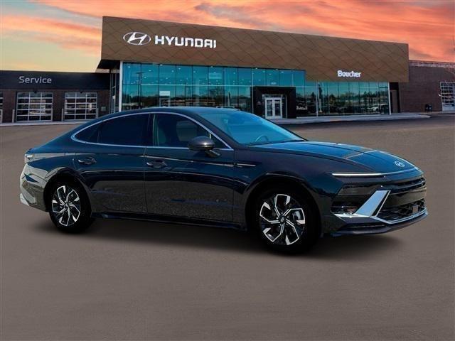 new 2024 Hyundai Sonata car, priced at $27,221