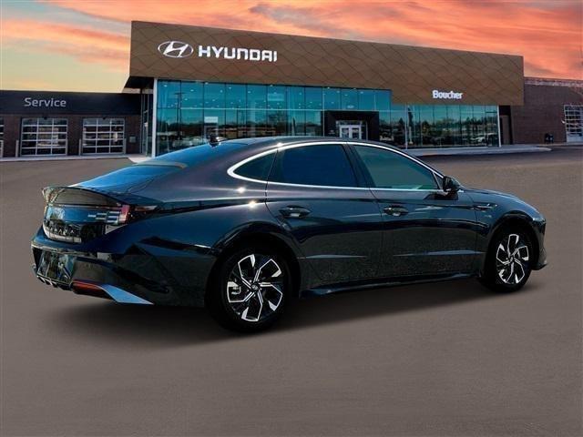 new 2024 Hyundai Sonata car, priced at $27,221