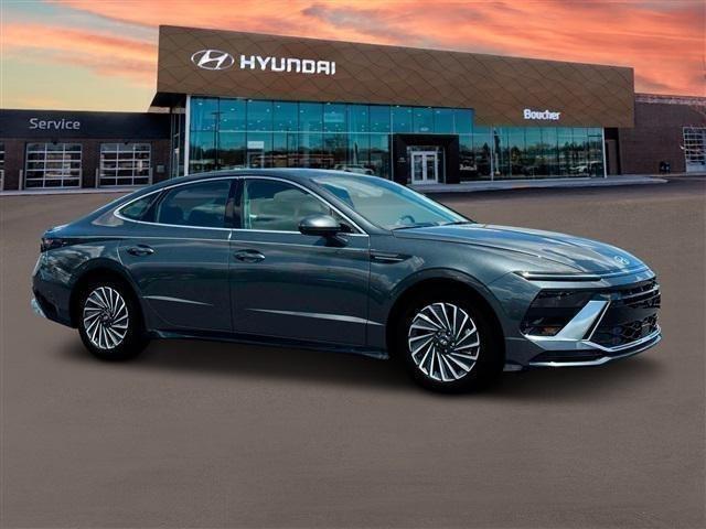 new 2024 Hyundai Sonata Hybrid car, priced at $30,447