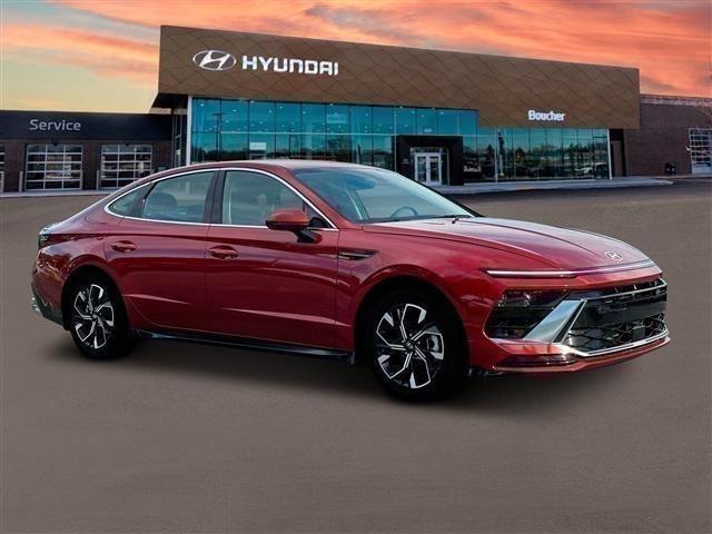 new 2024 Hyundai Sonata car, priced at $27,247