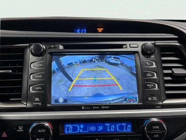 used 2018 Toyota Highlander Hybrid car, priced at $34,229
