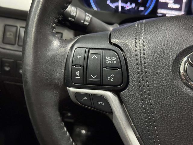 used 2018 Toyota Highlander Hybrid car, priced at $34,229