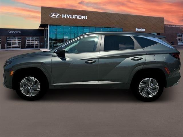 new 2025 Hyundai TUCSON Hybrid car, priced at $34,199