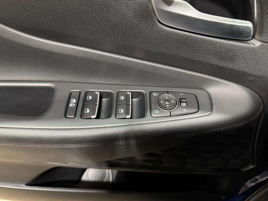 used 2021 Hyundai Santa Fe car, priced at $23,889