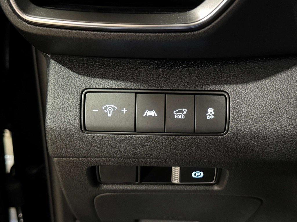 used 2021 Hyundai Santa Fe car, priced at $23,889