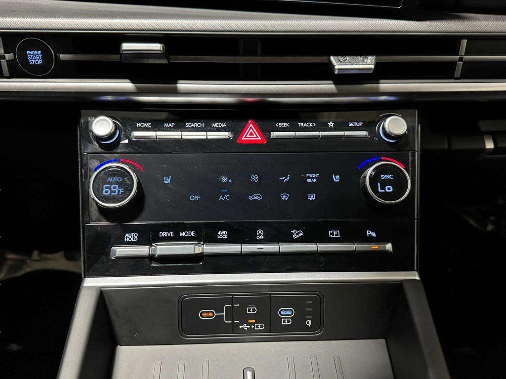used 2025 Hyundai Santa Fe car, priced at $34,499