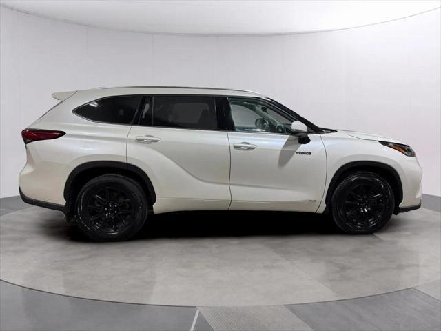 used 2021 Toyota Highlander Hybrid car, priced at $48,099