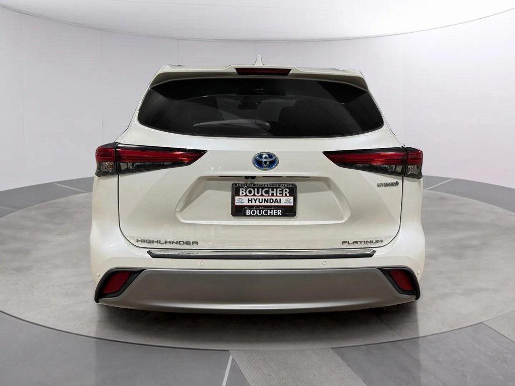 used 2021 Toyota Highlander Hybrid car, priced at $43,459