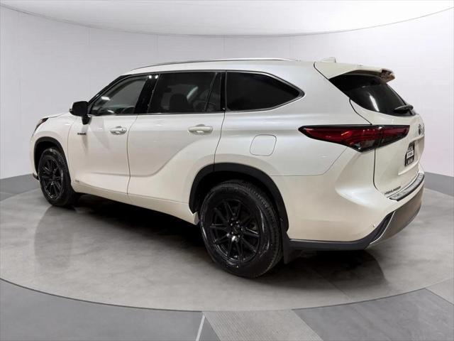 used 2021 Toyota Highlander Hybrid car, priced at $48,099