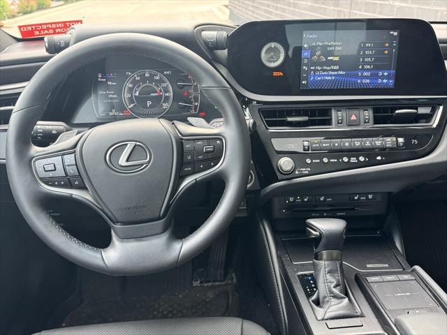 used 2022 Lexus ES 350 car, priced at $34,189
