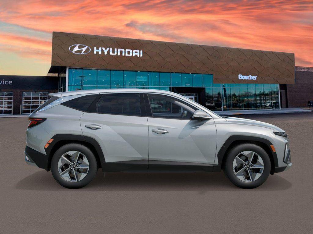 new 2026 Hyundai TUCSON Hybrid car, priced at $35,376