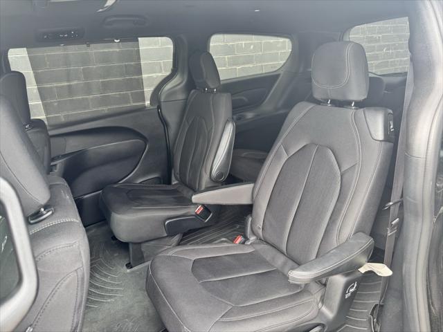 used 2019 Chrysler Pacifica car
