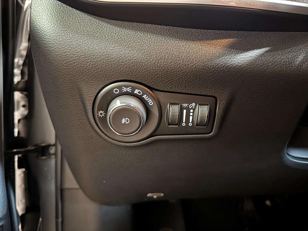 used 2022 Jeep Compass car, priced at $22,499