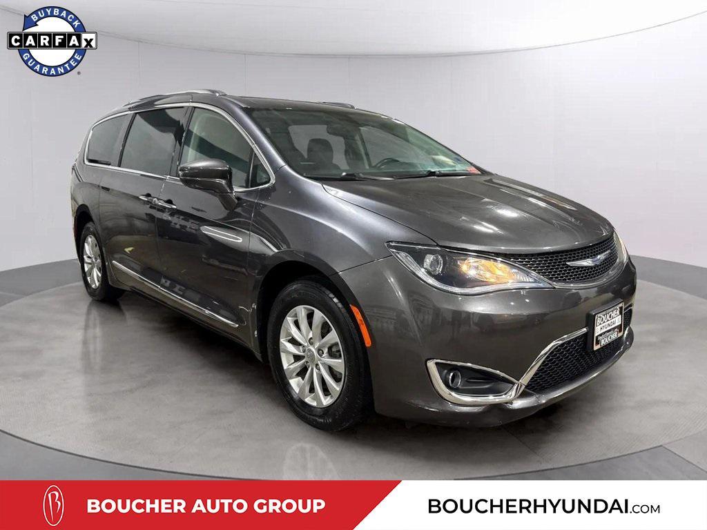used 2018 Chrysler Pacifica car, priced at $14,129