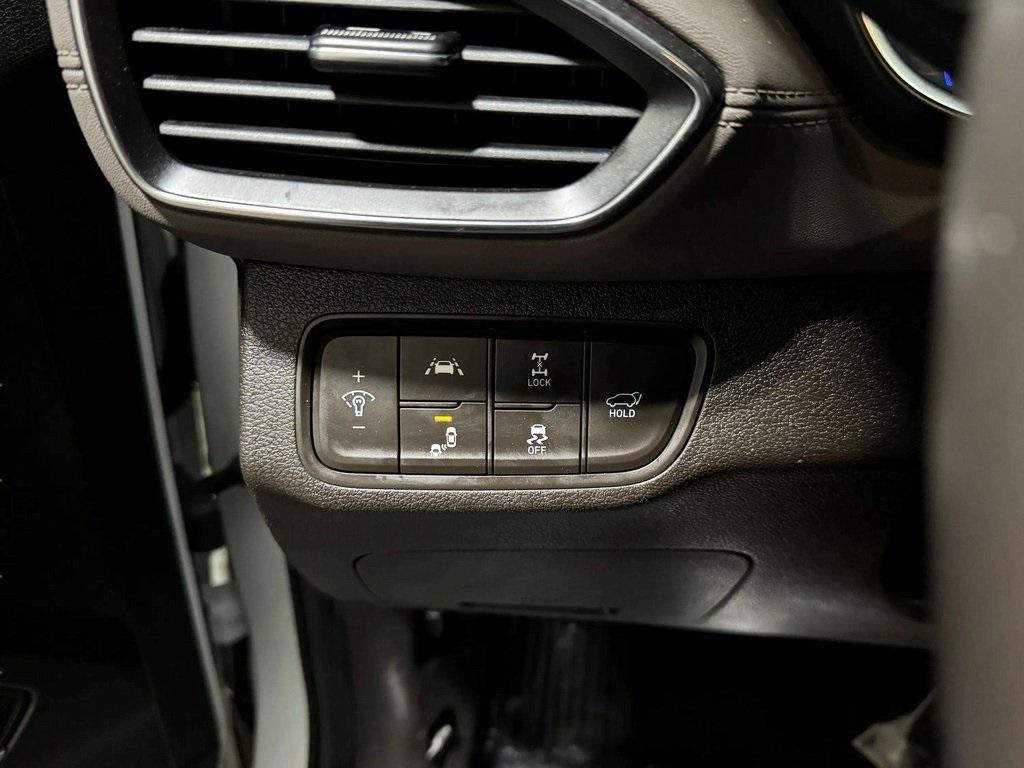 used 2020 Hyundai Santa Fe car, priced at $16,559