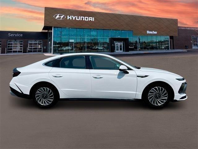 new 2025 Hyundai Sonata Hybrid car, priced at $39,625